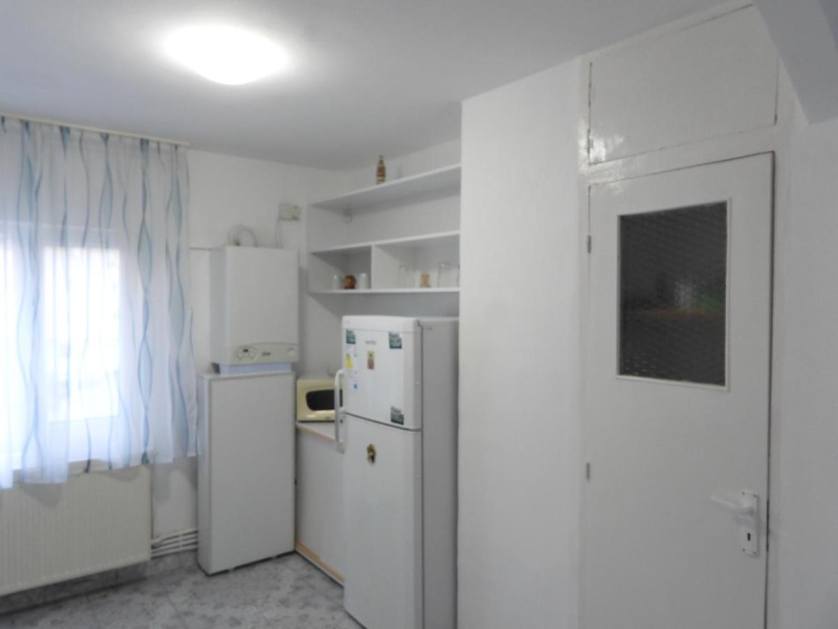 Simoliv Home オトペニ エクステリア 写真